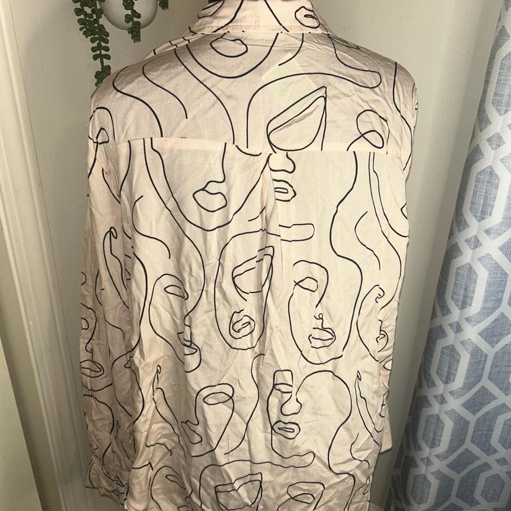 Abstract Patterned Beige Shirt - image 4